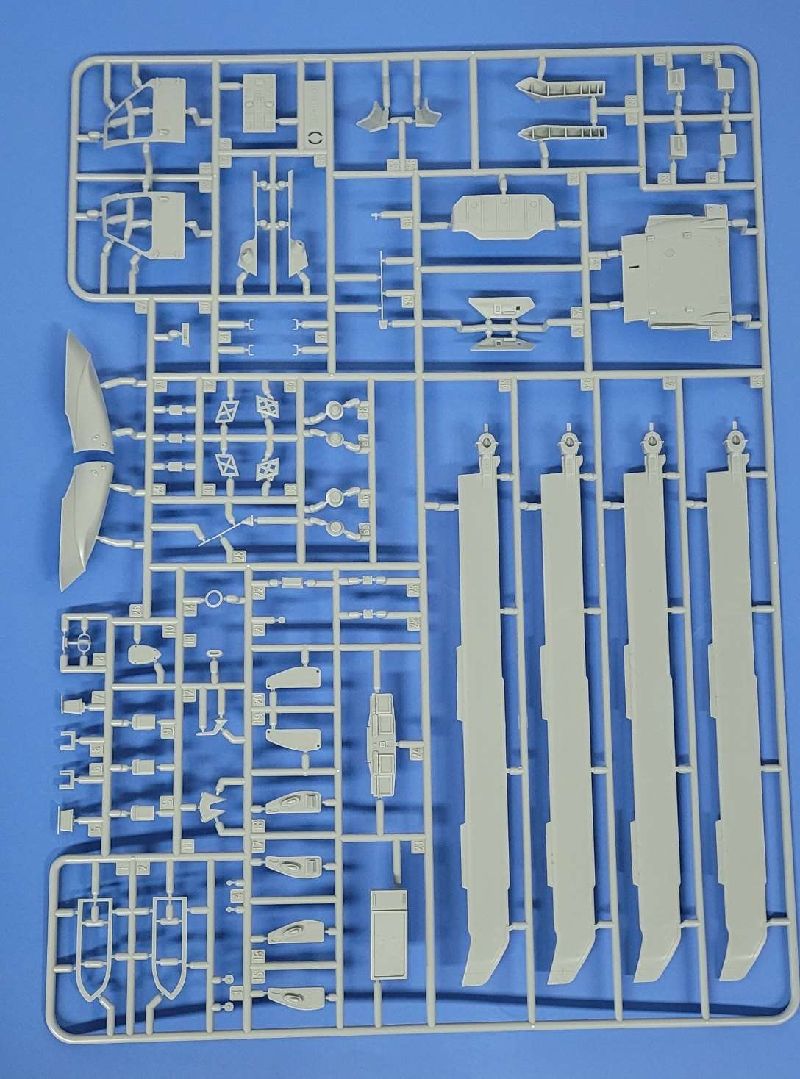 Academy 1/35 UH-60M Black Hawk (New Tooling)