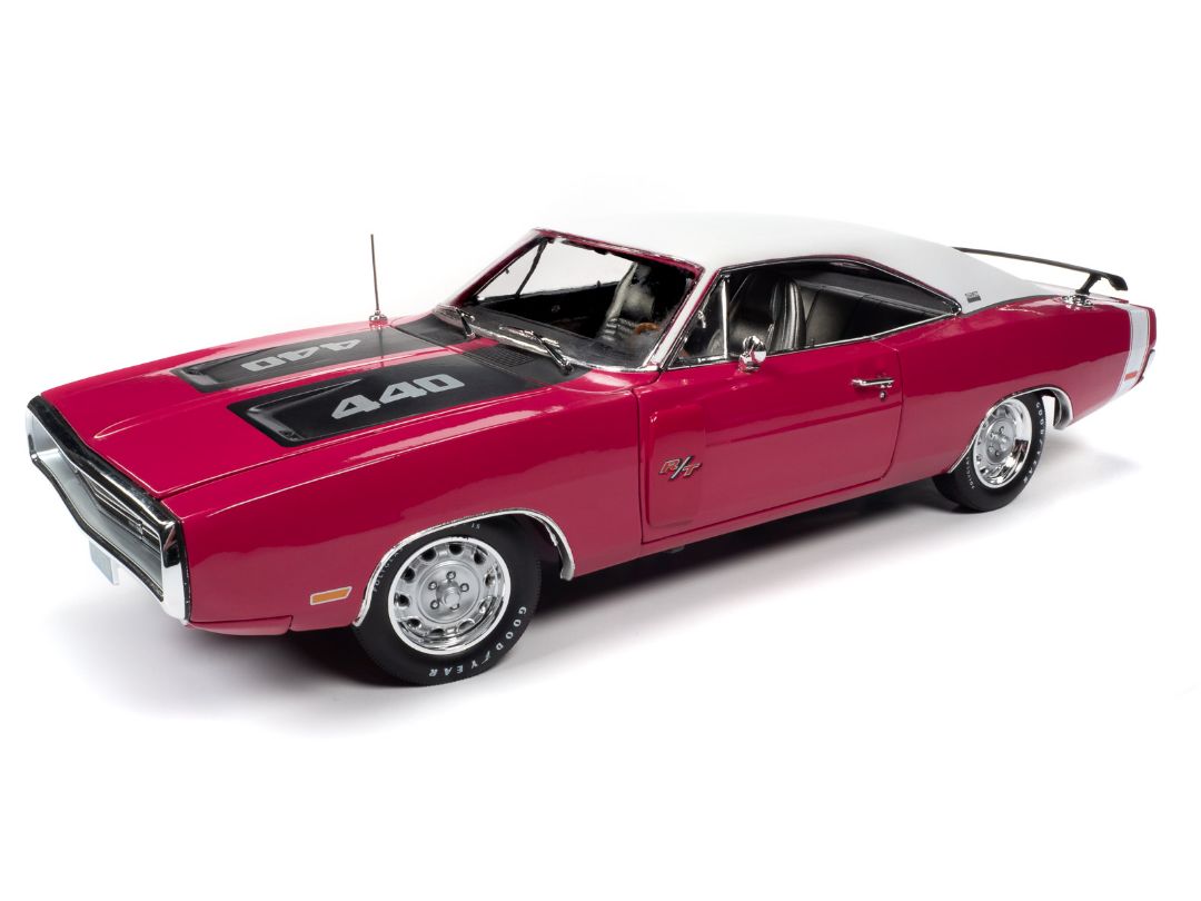 American Muscle 1/18 1970 Dodge Charger R/T SE Hardtop (Class of 1970) - FM3 Panther Pink