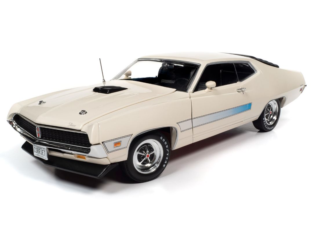 American Muscle 1/18 1971 Ford Torino GT (Class of 1971) - Wimbledon White