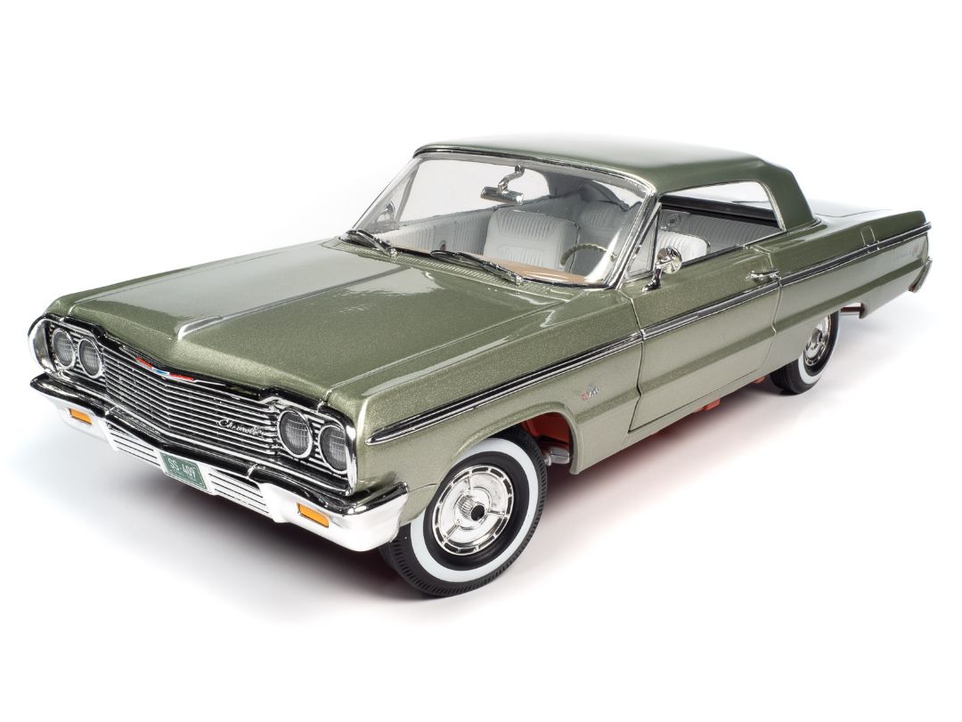 American Muscle 1/18 1964 Chevy Impala SS 409 (Hardtop) - Meadow Green