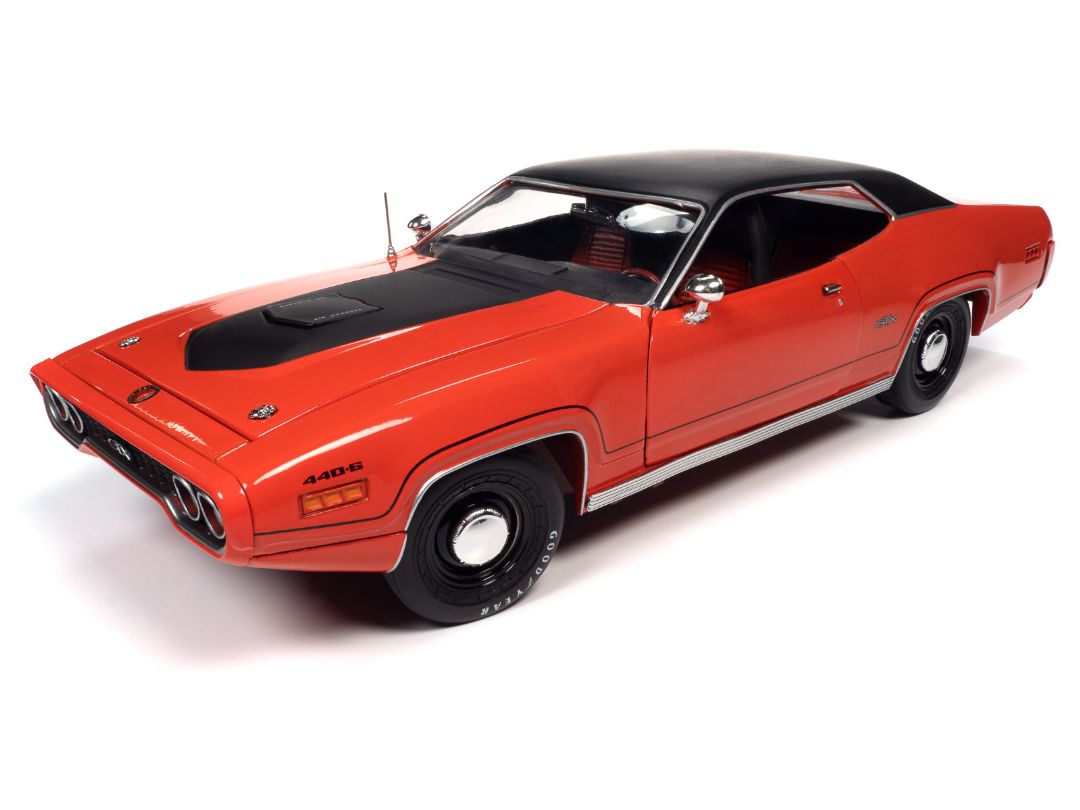 American Muscle 1/18 1971 Plymouth GTX Hardtop (Class of 1971) - EV2 Tor Red