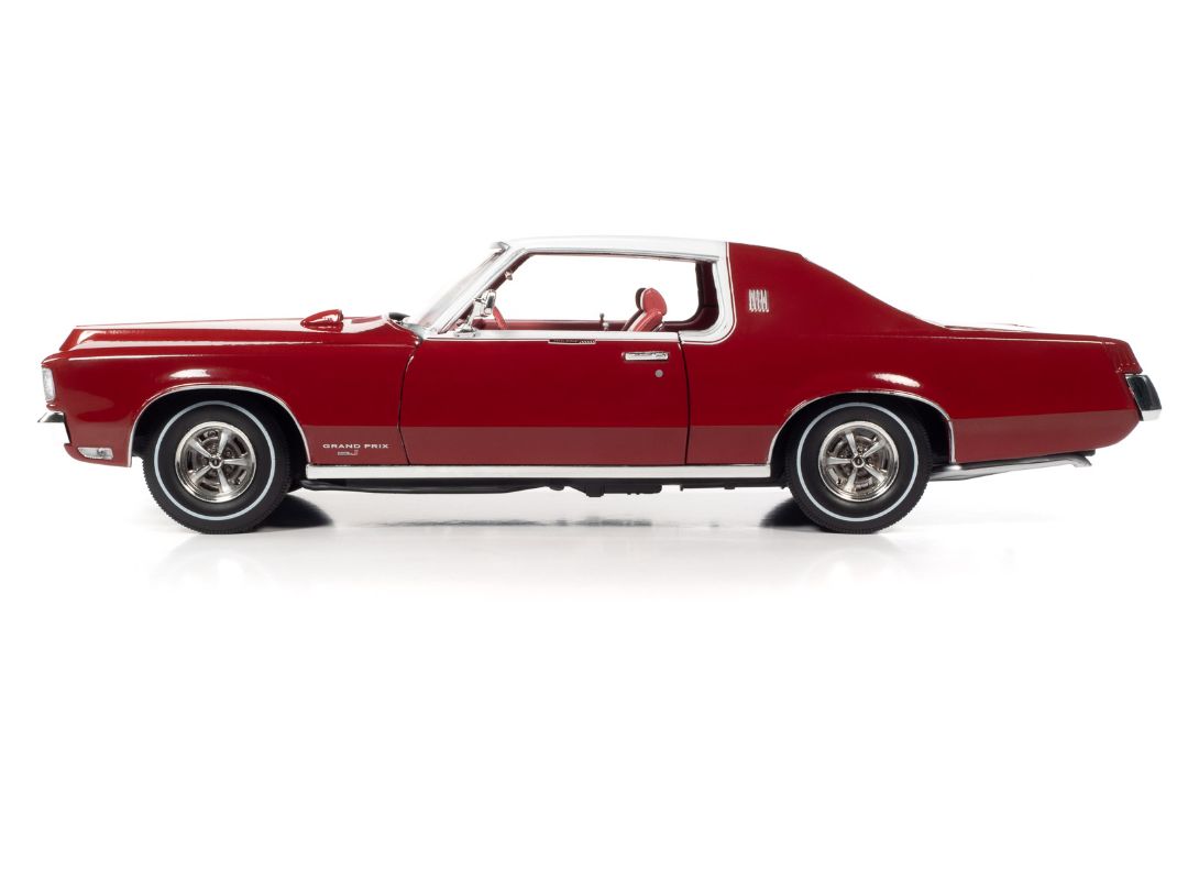 American Muscle 1/18 1969 Pontiac Grand Prix - Matador Red