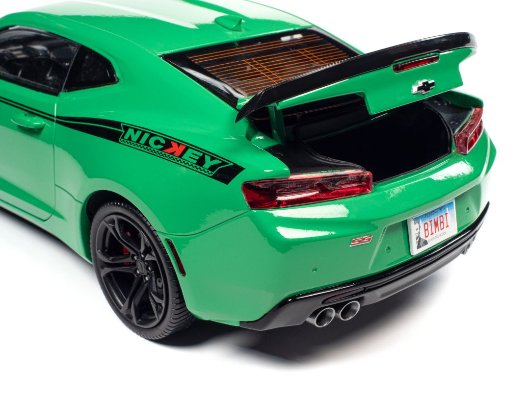 American Muscle 1/18 2017 Chevrolet Camaro SS - Krypton Green