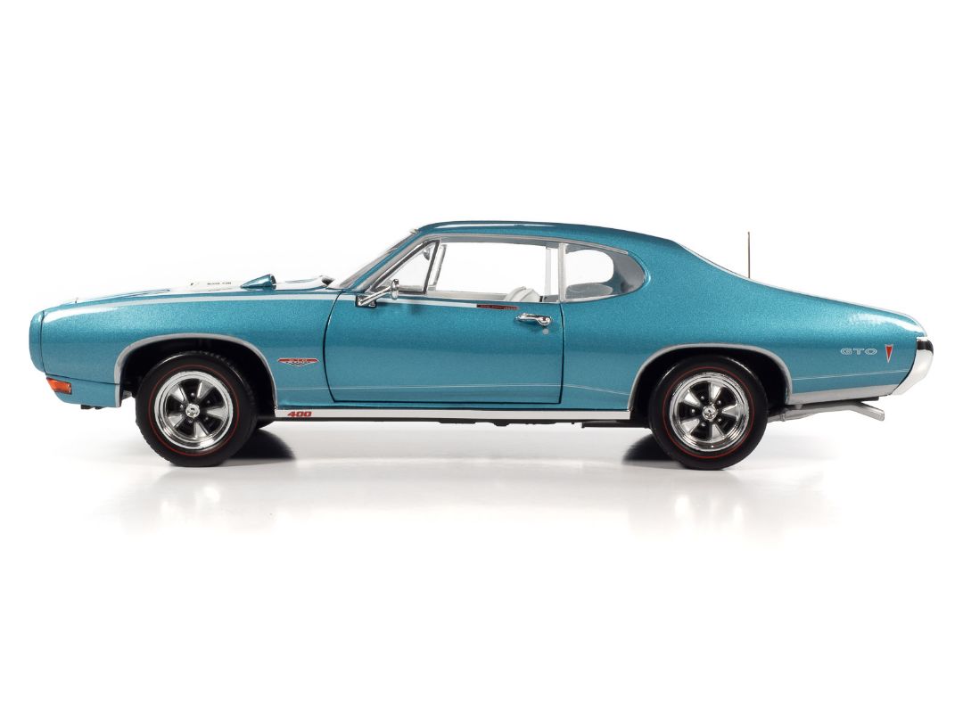 American Muscle 1/18 1968 Pontiac GTO - Meridian Turquoise