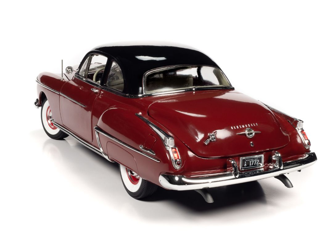 American Muscle 1/18 1950 Oldsmobile 88 Holiday Coupe - Red