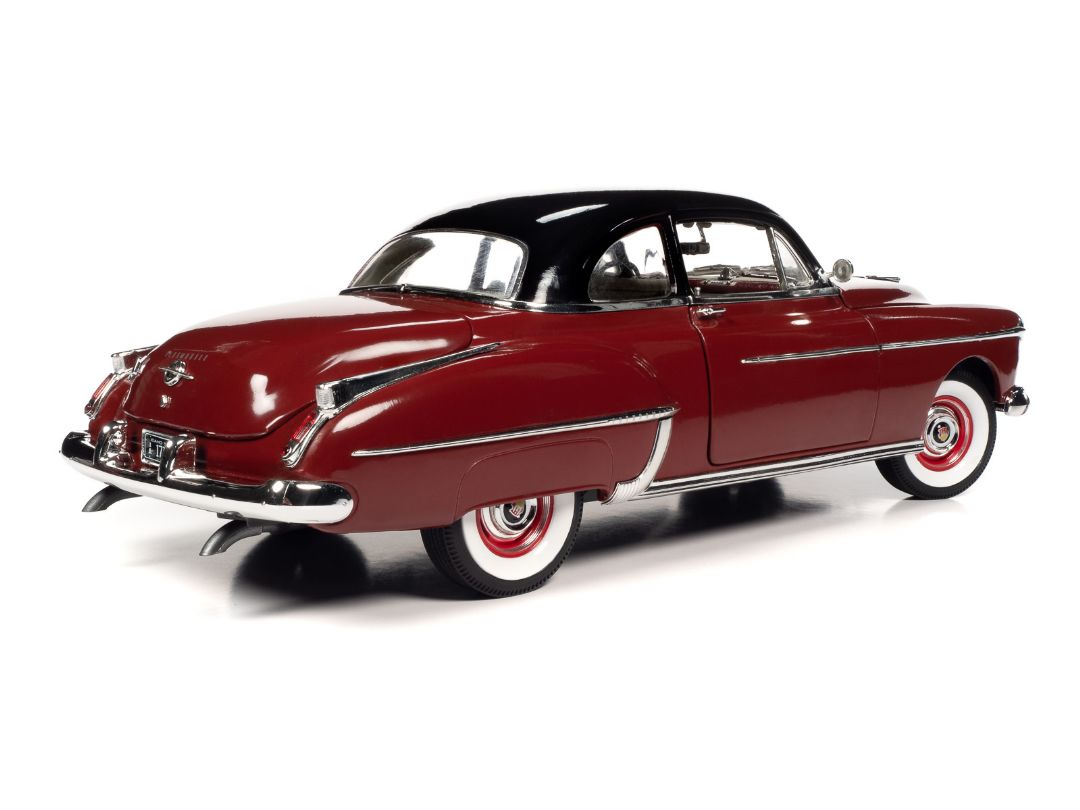 American Muscle 1/18 1950 Oldsmobile 88 Holiday Coupe - Red