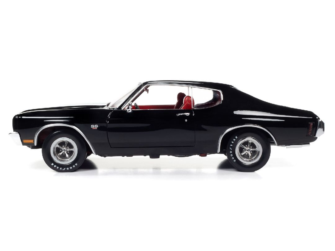 American Muscle 1/18 1970 Chevrolet Chevelle Hardtop-Tuxedo Blk