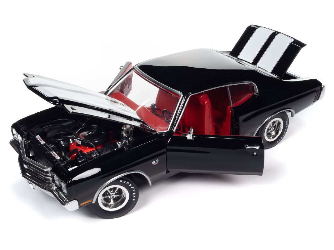 American Muscle 1/18 1970 Chevrolet Chevelle Hardtop-Tuxedo Blk