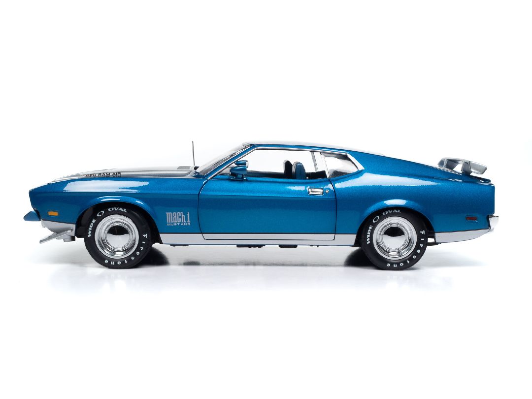 American Muscle 1/18 1971 Ford Mustang Mach 1 MCACN, Blue