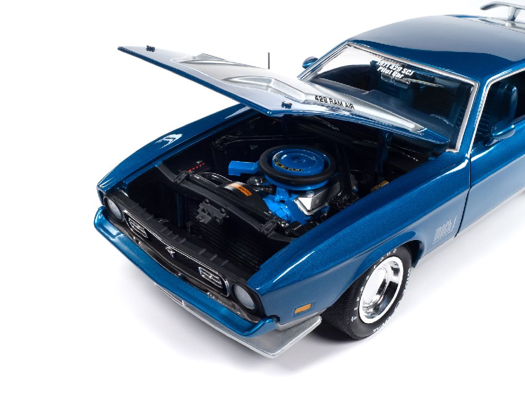 American Muscle 1/18 1971 Ford Mustang Mach 1 MCACN, Blue