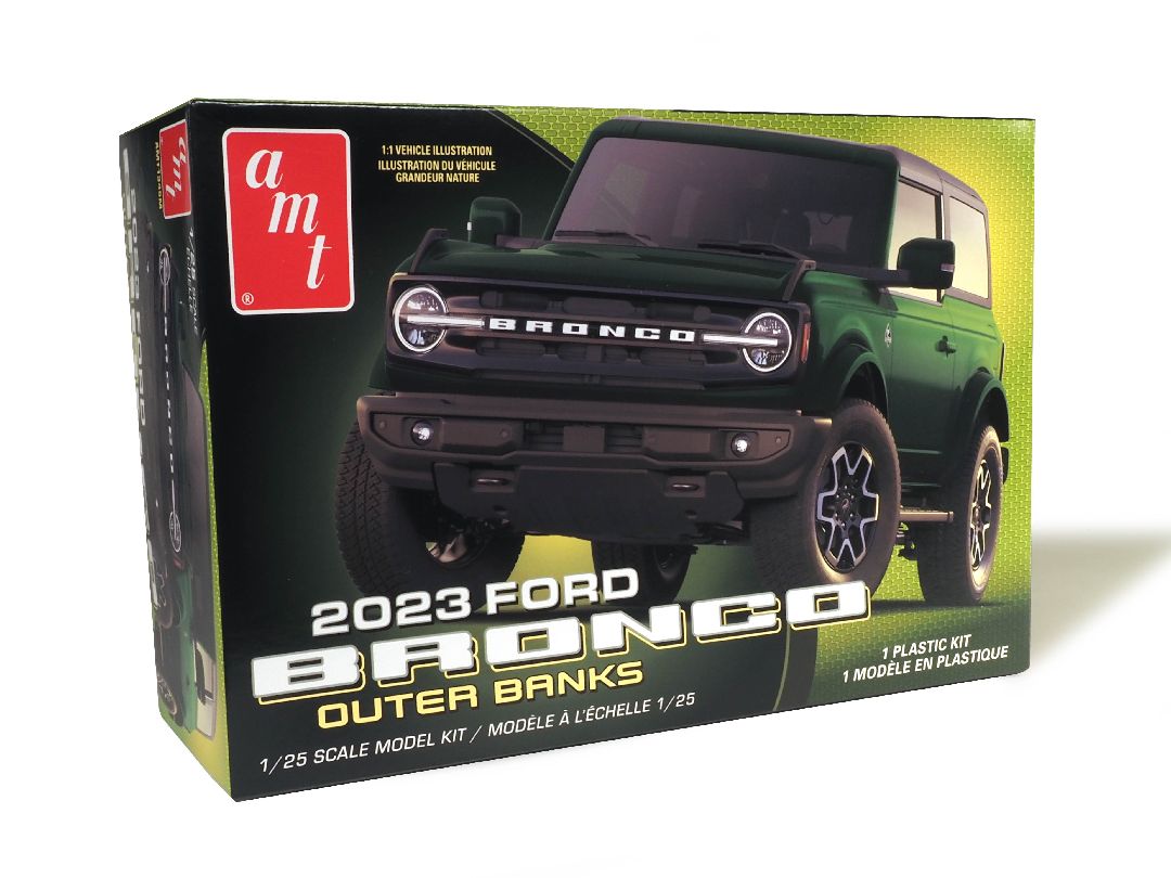 AMT 2023 1/25 Ford Bronco Outer Banks Model Kit (Level 2)