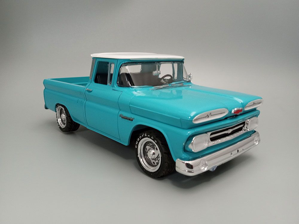 AMT 1/25 1960 Chevy Apache Pickup Street Machine (Level 2)