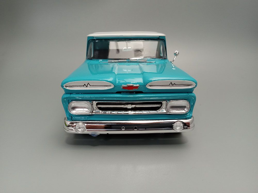 AMT 1/25 1960 Chevy Apache Pickup Street Machine (Level 2)