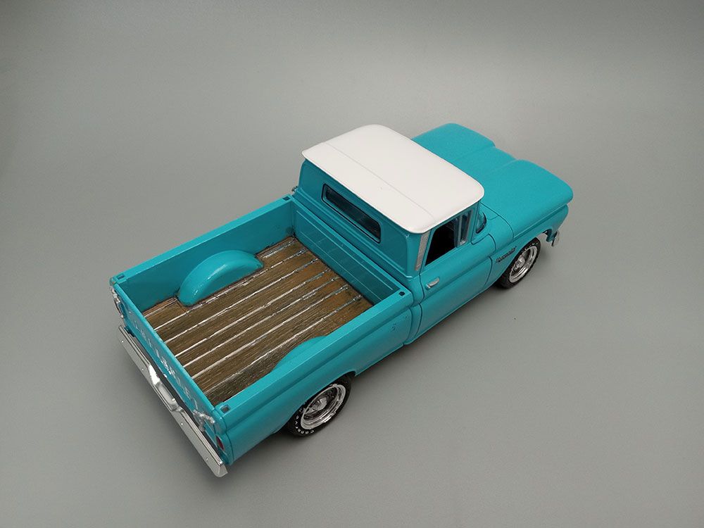 AMT 1/25 1960 Chevy Apache Pickup Street Machine (Level 2)