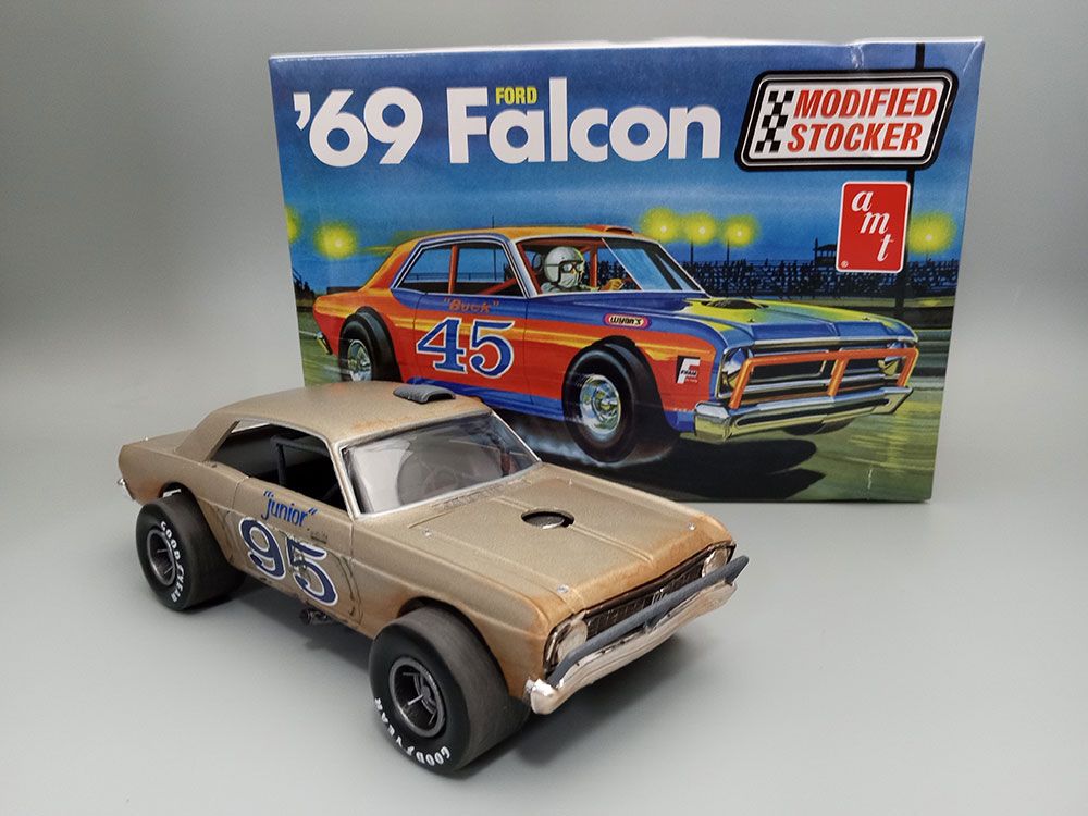 AMT 1/25 1969 Ford Falcon Modified Stocker Model Kit (Level 2)