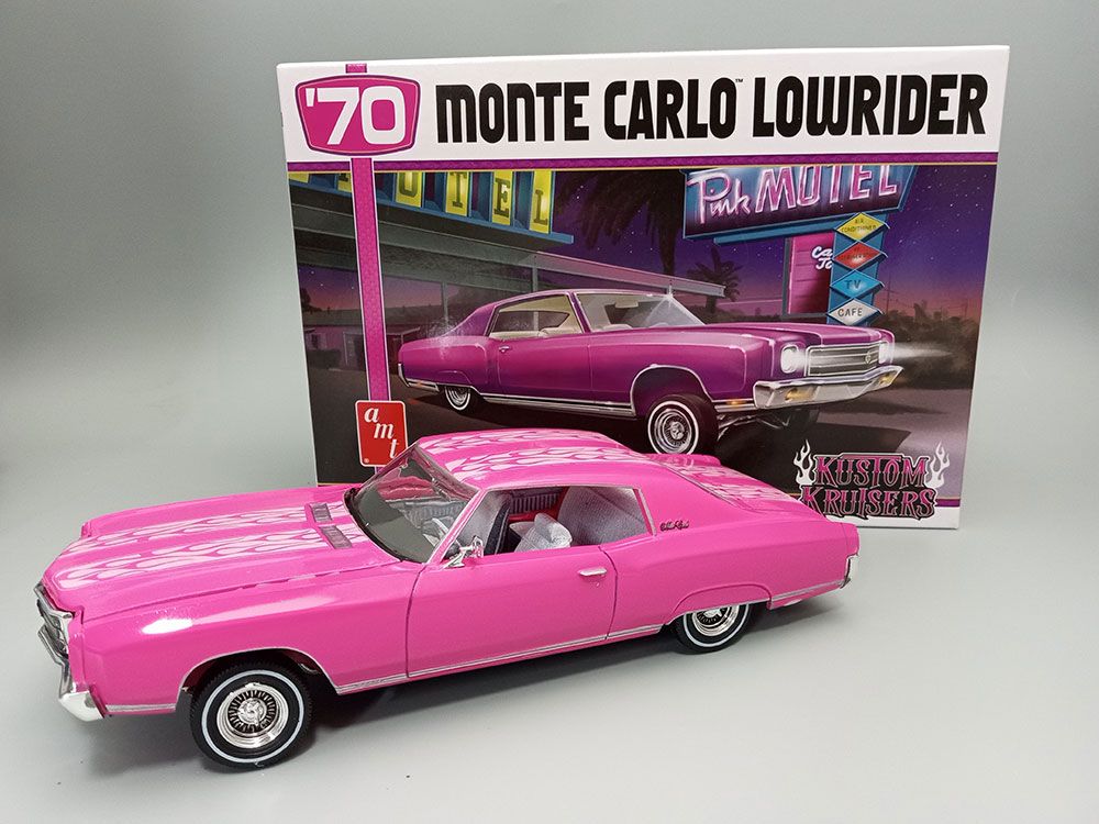 AMT 1/25 1970 Chevy Monte Carlo Lowrider Model Kit (Level 2)