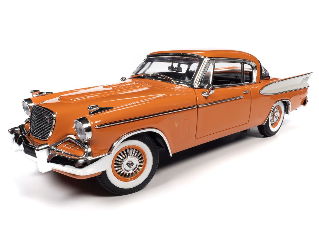 Auto World 1/18 1957 Studebaker Gold Hawk - Coppertone & White