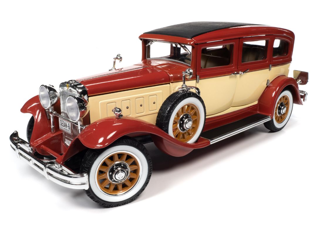 Auto World 1/18 1931 Peerless Master 8 Sedan - Maroon & Cream