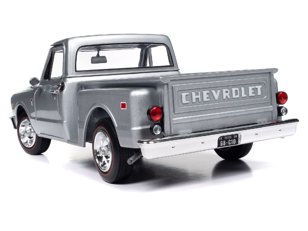 American Muscle 1/18 1968 Chevy C10 Pickup Stepside, Silver