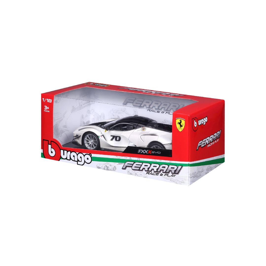 Bburago 1/18 R&P Ferrari FXX K EVO (Pearl White #70)