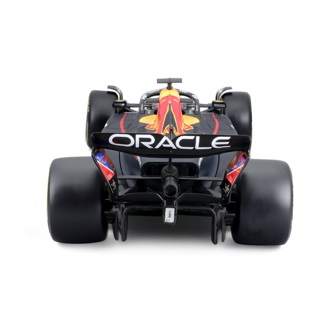 Bburago 1/18 Red Bull RB19 (2023) w/driver (Verstappen #1)