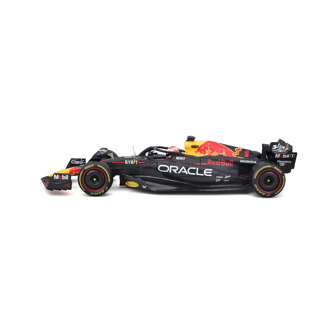 Bburago 1/18 Red Bull RB19 (2023) w/driver (Verstappen #1)