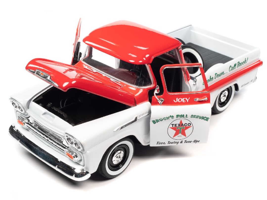 Auto World 1/24 Texaco 1958 Chevy Apache Fleetside PU (#40)