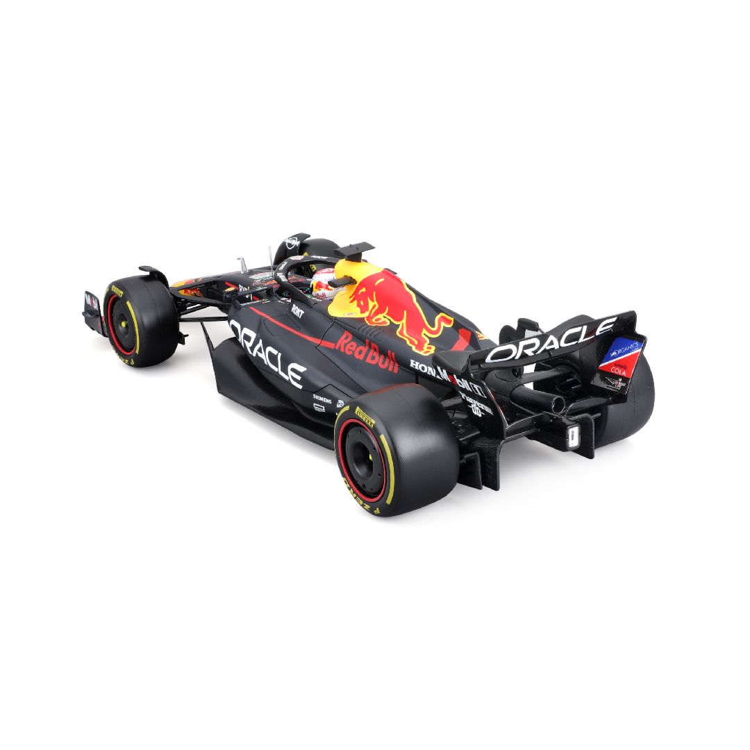 DBOX -Bburago 1/18 Red Bull RB19 (2023) w/driver (Verstappen #1)