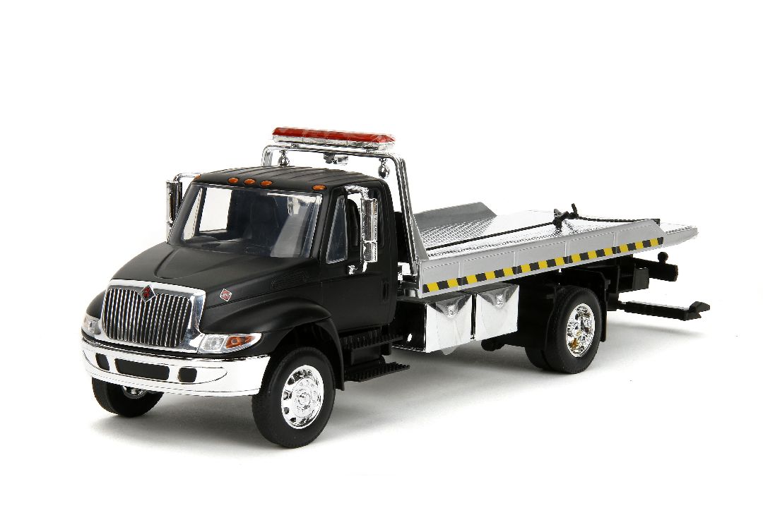 Damaged Box- Jada 1/24 International Flatbed Tow Truck - Black