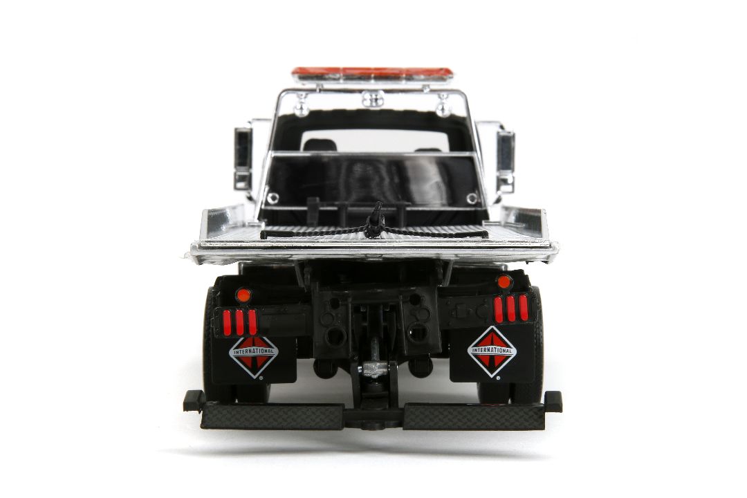 Damaged Box- Jada 1/24 International Flatbed Tow Truck - Black