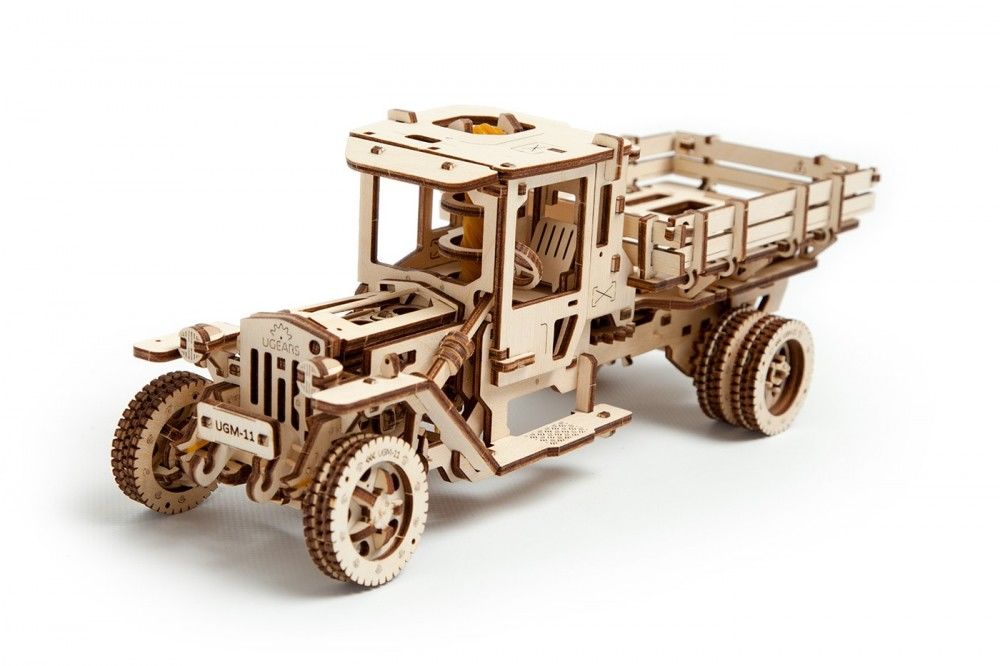 Damaged Box - UGears UGM 11 Truck - 420 pieces (Advanced)