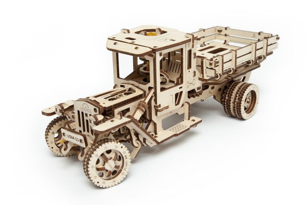 Damaged Box - UGears UGM 11 Truck - 420 pieces (Advanced)