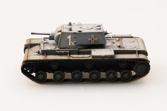 Easy Model 1/72 Captured KV-1 of the 8th Panzer Division