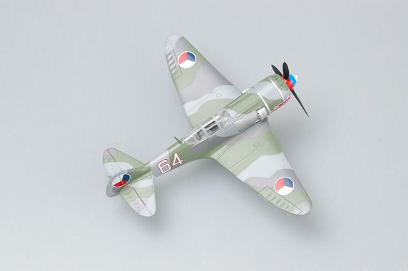 Easy Model 1/72 La-7 "White 64" Czech Air Force