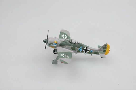 Easy Model 1/72 FW190 A-8 "Blue 4" Commander of 12./JG 5, 1944