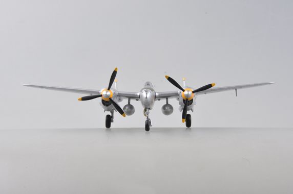 Easy Model 1/72 P-38