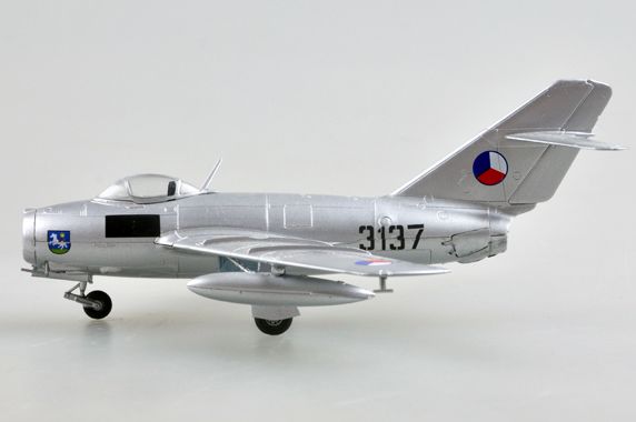 Easy Model 1/72 MiG-15 S103 CSSR Air Force