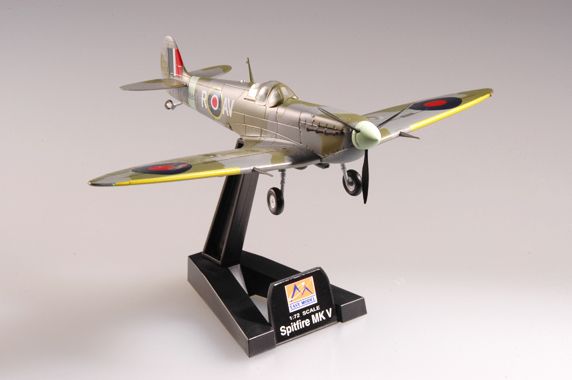 Easy Model 1/72 Spitfire Mk V RAF 121 Sqn 1942