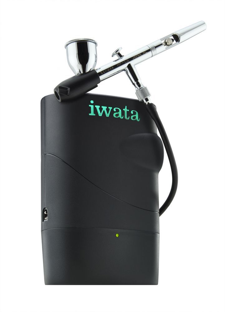 Iwata Freestyle Air 100-240V Battery-Powered Airbrush Compressor