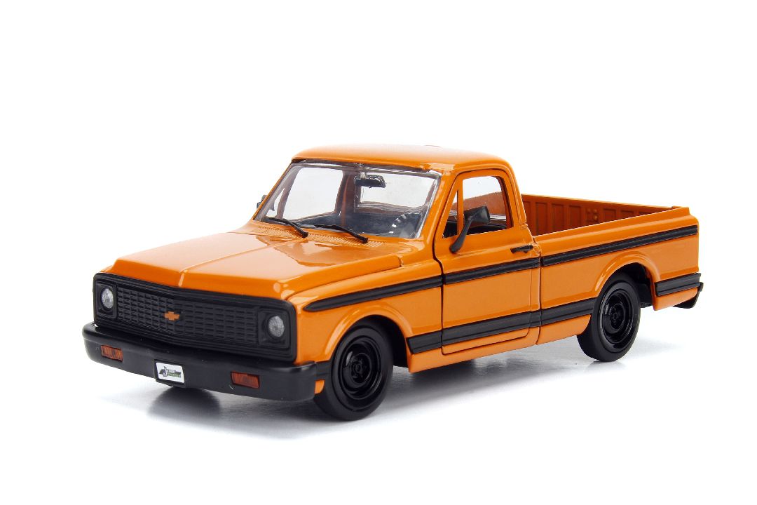 Jada 1/24 "Just Trucks" - 1972 Chevy Cheyenne Pickup w/ Rack