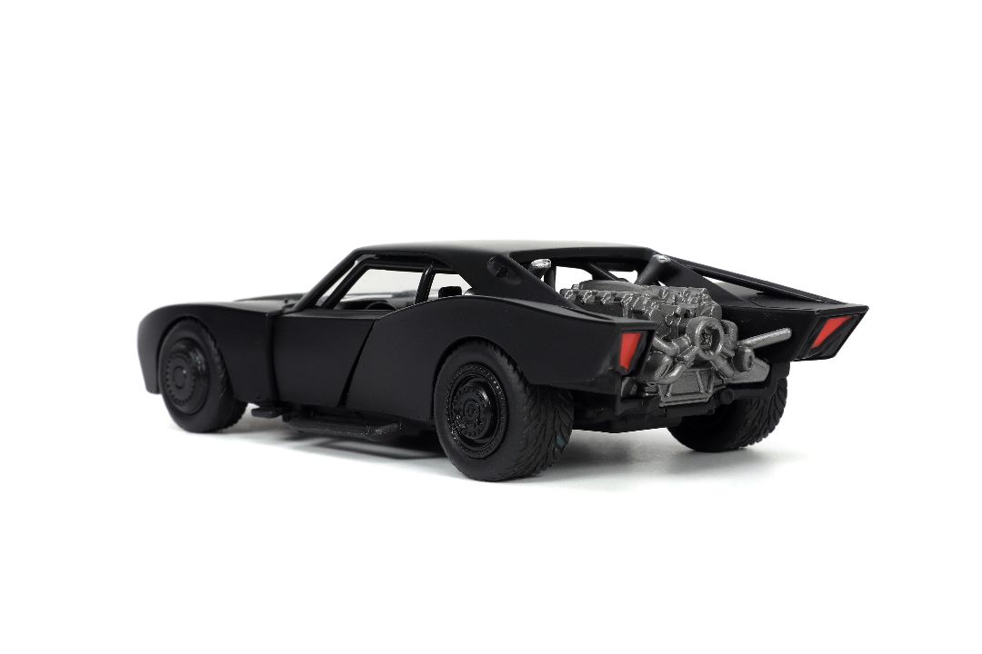 Jada 1/32 "Hollywood Rides" 2022 The Batman Batmobile w/Batman