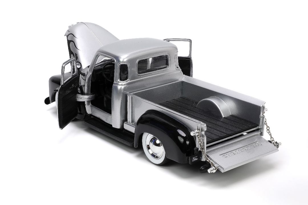 Jada 1/24 "Just Trucks" 1953 Chevy Pickup with Rack