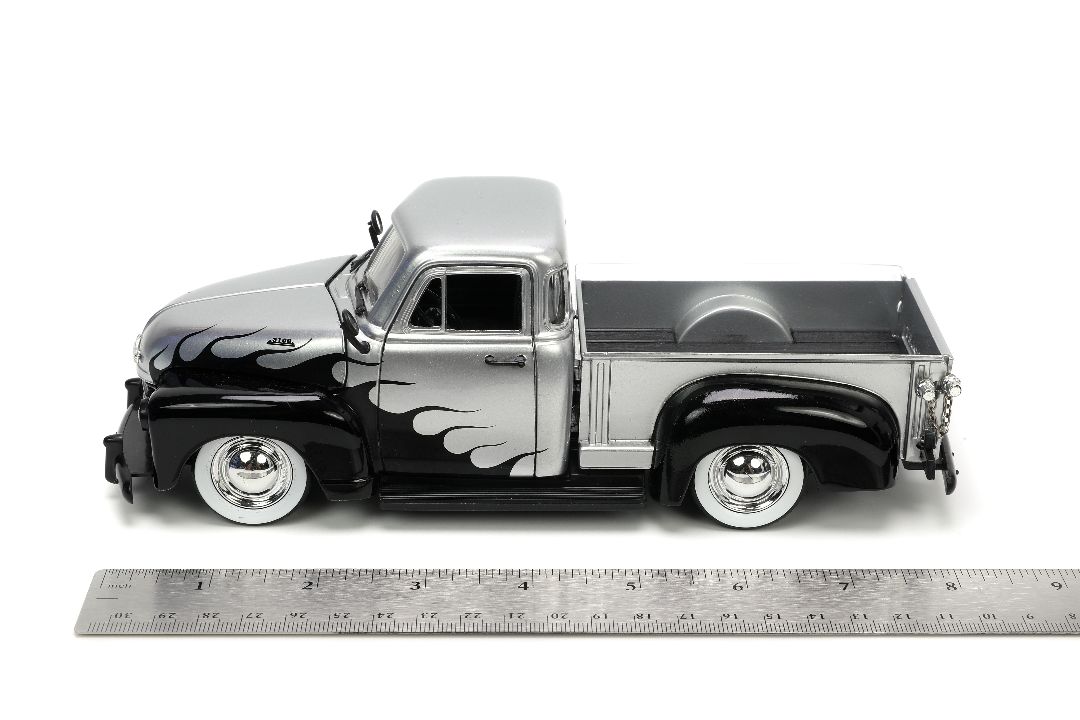 Jada 1/24 "Just Trucks" 1953 Chevy Pickup with Rack