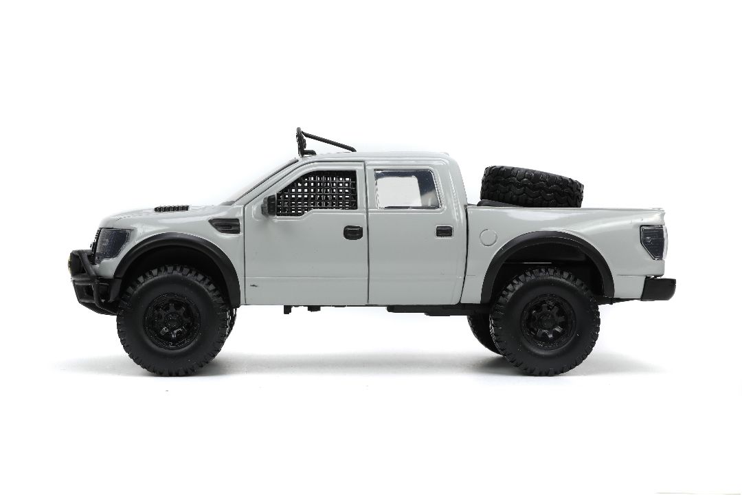 Jada 1/24 "Just Trucks" w/ Rack - 2011 Ford F-150 SVT Raptor