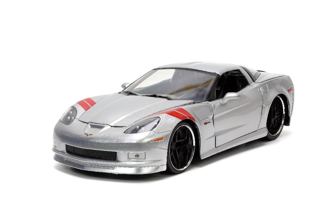 Jada 1/24 "BIGTIME Muscle" - 2006 Corvette Z06 - Candy Silver