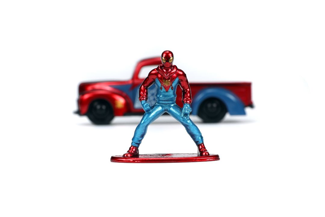 Jada 1/32 "Hollywood Rides" 1941 Ford Pickup with Spider-Man