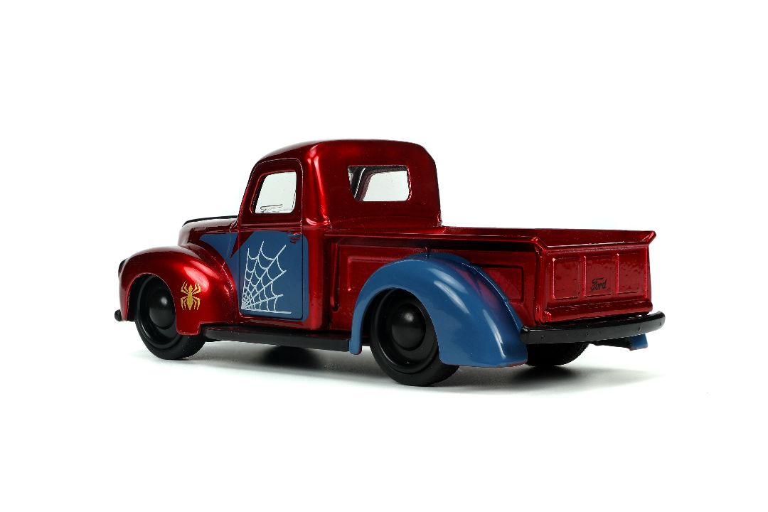 Jada 1/32 "Hollywood Rides" 1941 Ford Pickup with Spider-Man