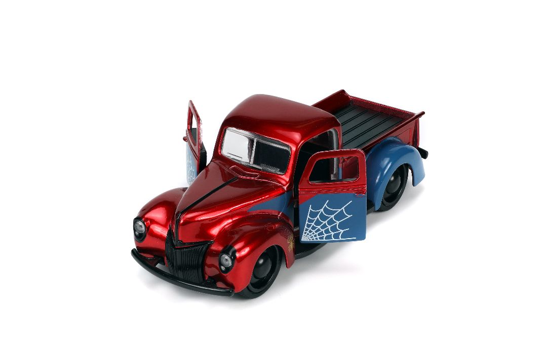 Jada 1/32 "Hollywood Rides" 1941 Ford Pickup with Spider-Man