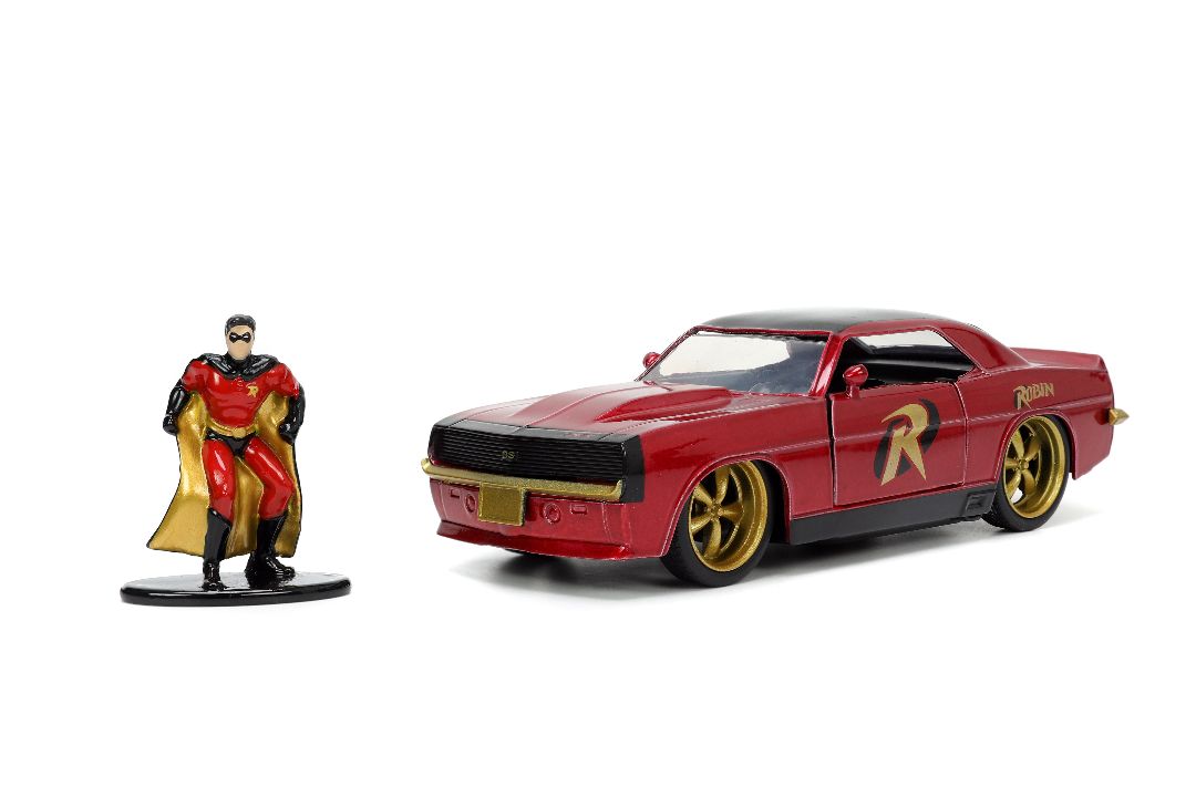 Jada 1/32 "Hollywood Rides" DC Comics 1969 Chevy Camaro w/Robin