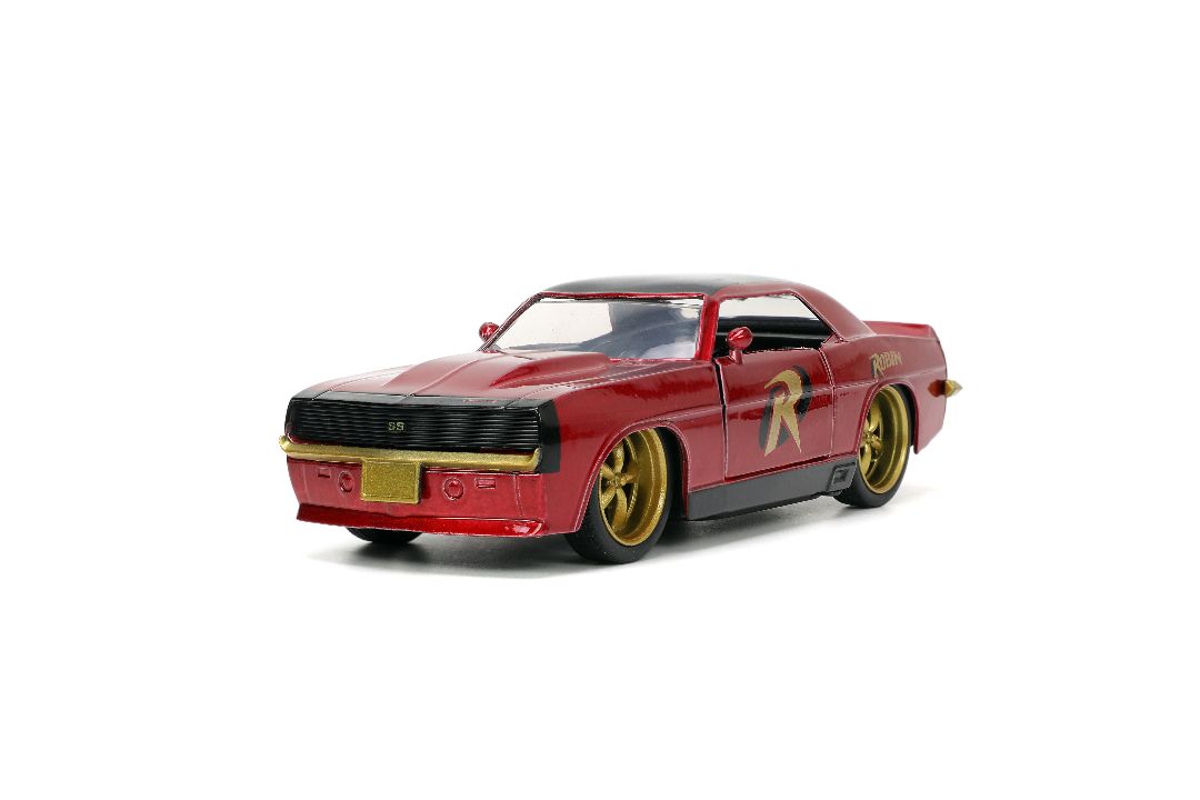 Jada 1/32 "Hollywood Rides" DC Comics 1969 Chevy Camaro w/Robin